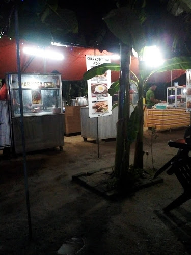 Opinii despre Gerai Makan Tepi Sungai în Pantai Remis - Gastronomi dan perhotelan