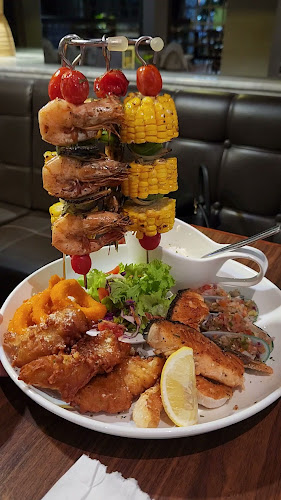 Bonzer Restaurant • Kingwood Hotel