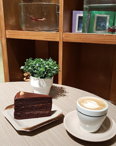 Madeleine Cafe & Patisserie - Petaling Jaya