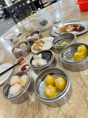 Restoran Yoke Fook Moon Sdn Bhd - Gastronomi dan perhotelan