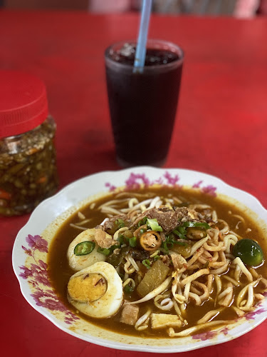 Mee Kari Taman Mutiara