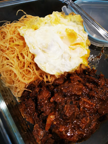 Nasi Lemak Kak Sanah - Petaling Jaya