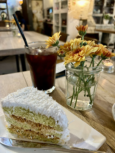 Fat Tea Macanese Food - Gastronomi dan perhotelan