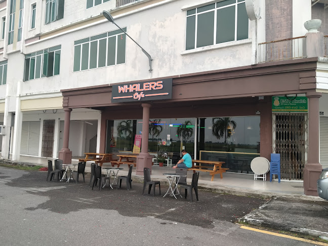 Whalers Cafe & Bistro