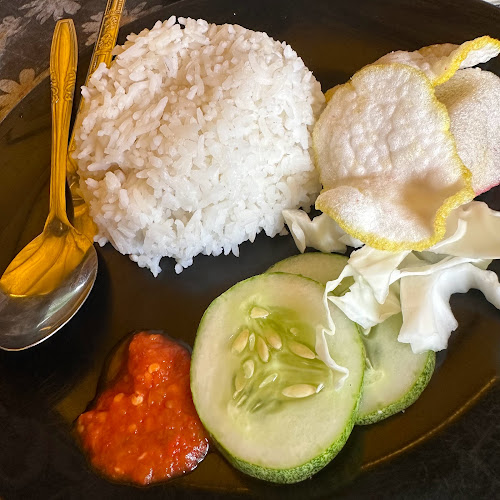 87, Jalan Mohd. Akil, Kampung Pegawai, 83000 Batu Pahat, Johor Darul Ta'zim