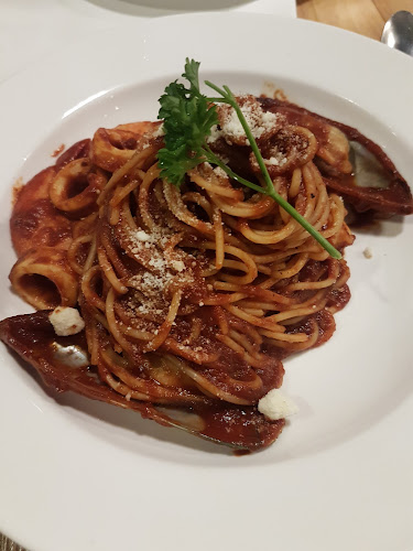 Comentarii opinii despre One Serambi Cafe