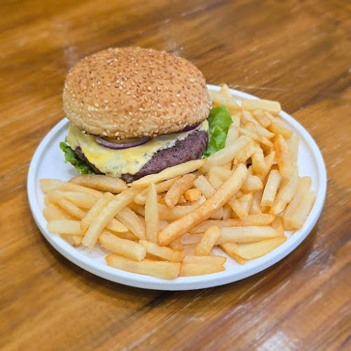 Feed Me Restaurants PLT - Miri