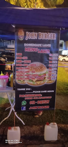 Opinii despre John Burger în Kuching - Gastronomi dan perhotelan
