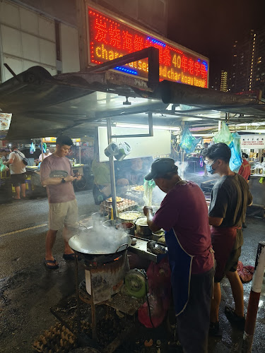Comentarii opinii despre CHONG Charcoal Seafood Char Kuey Teow 炭烧海鲜炒粿条