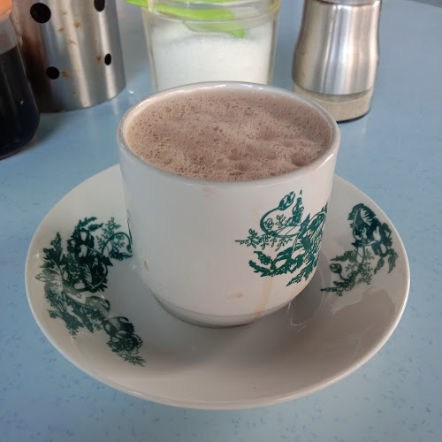 Opinii despre Kedai Kopi Sebelas în Shah Alam - Gastronomi dan perhotelan