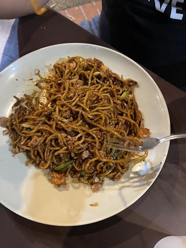 Larwoot Cafe ( Lumut, Perak ) - Gastronomi dan perhotelan