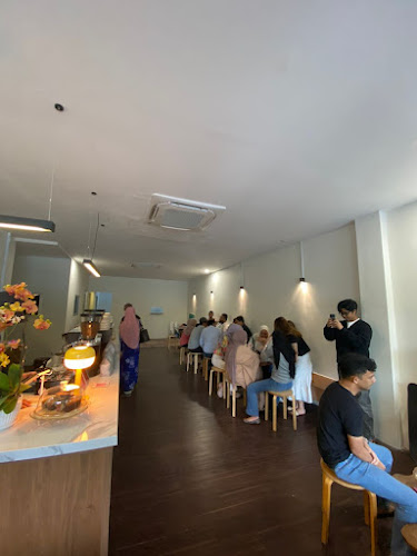 Ground Floor Shop, 25G, Jalan Tengku Ampuan Zabedah J 9/J, Seksyen 9, 40100 Shah Alam, Selangor