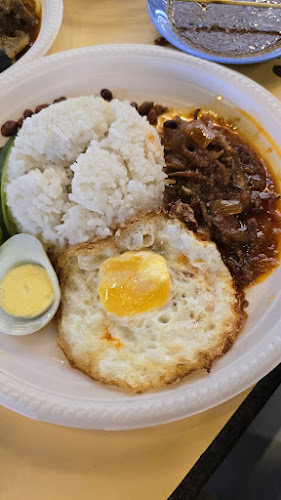 Rasta TTDI - Gastronomi dan perhotelan