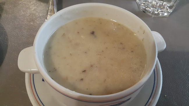 Restoran Victoria Station - Gastronomi dan perhotelan