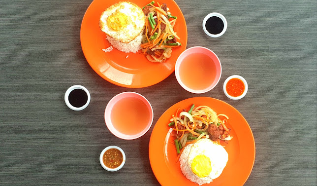 Nasi Yuk - Gastronomi dan perhotelan