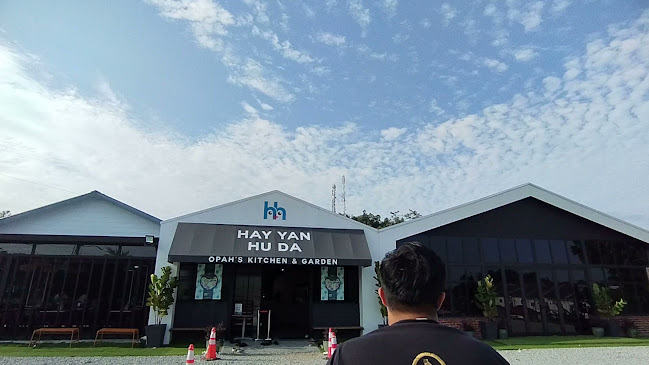 Hayyan Huda Opah's Kitchen