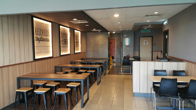 Opinii despre KFC Slim River în Slim River - Gastronomi dan perhotelan