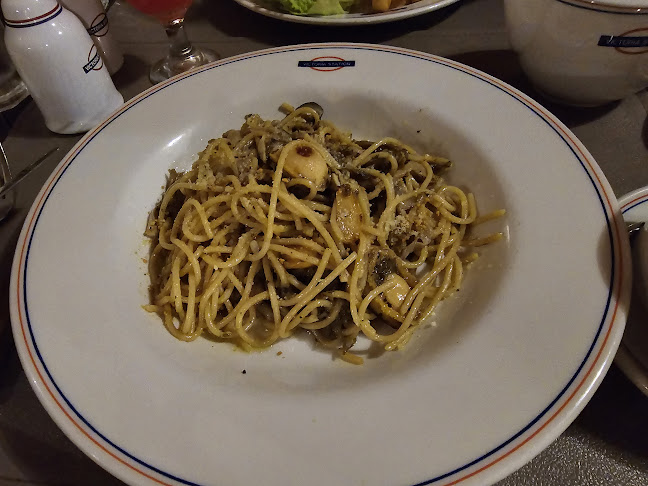 Opinii despre Restoran Victoria Station în Subang Jaya - Gastronomi dan perhotelan