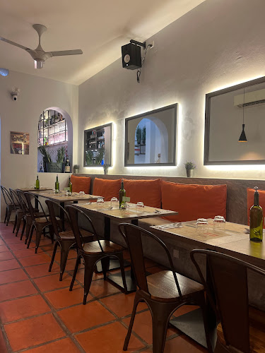 Comentarii opinii despre Kafe Bistro Two Frenchies