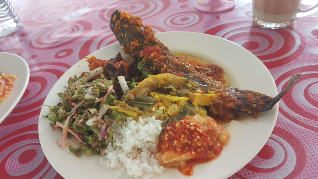 Opinii despre D' Lengkuas în Kinabalu - Gastronomi dan perhotelan