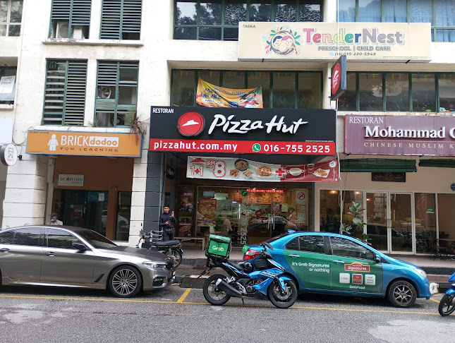 Pizza Hut Delivery Damansara Perdana
