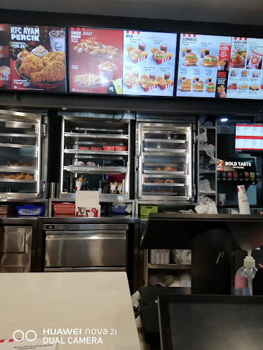 Comentarii opinii despre KFC