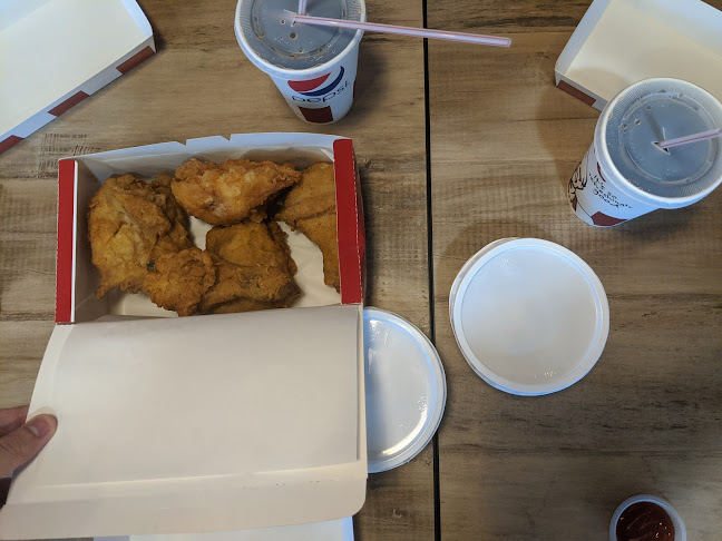 KFC - Gastronomi dan perhotelan