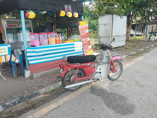 Warung Ayam Gunting Sayong Pak Mus - Gastronomi dan perhotelan