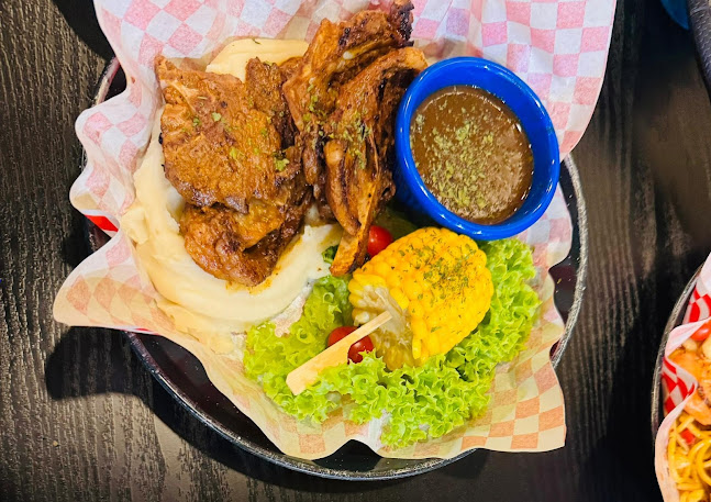 Indulge By Coco Cafe - Gastronomi dan perhotelan