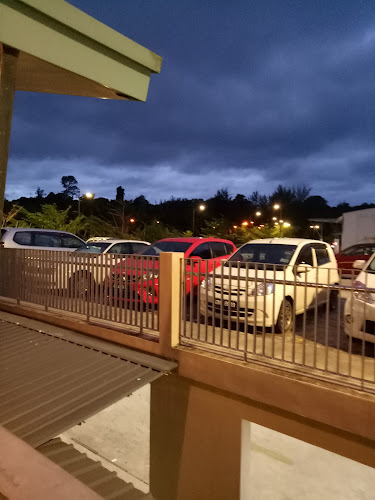 Bamboo House Tanjong Lobang - Gastronomi dan perhotelan