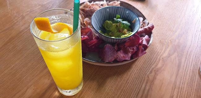 Opinii despre Bar Flips în Kota Kinabalu - Gastronomi dan perhotelan