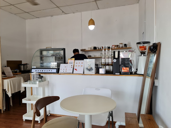 Room Cafe - Gastronomi dan perhotelan