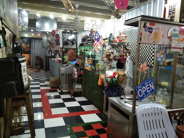 Wayne Cafe - Kuching