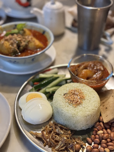 Red Mountain Sin Yoon Loong White Coffee