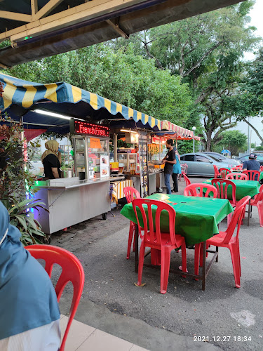 Gerai Nasi Goreng Udang Ipoh, Perak.