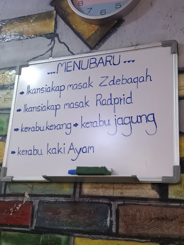 Opinii despre Z DeBaraqah Tomyam Seafood în Melaka - Gastronomi dan perhotelan
