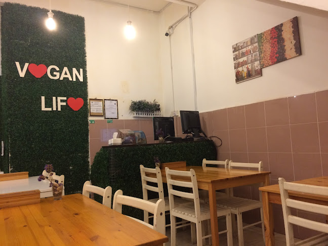 Vegan Life Restaurant - Gastronomi dan perhotelan