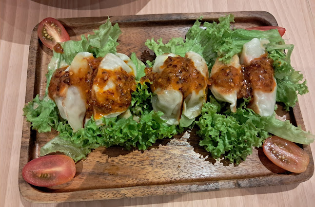 Emilyns & Cafe - Shah Alam