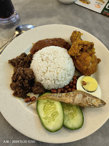 Opinii despre Lao Jie Fang Kopitiam în Kuching - Gastronomi dan perhotelan