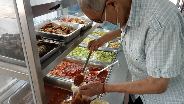 Asam Pedas Selera Johor - Gastronomi dan perhotelan