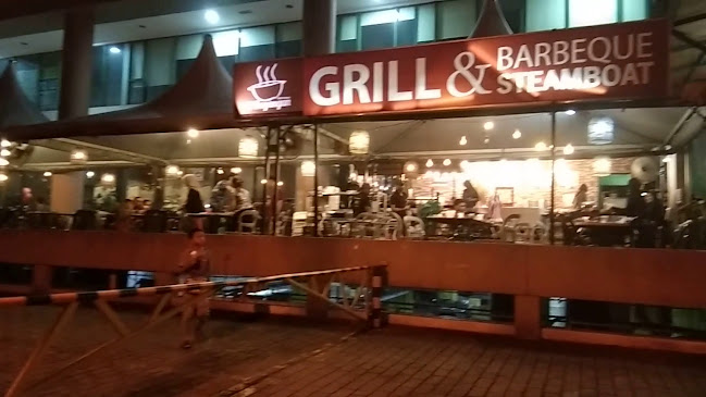 Opinii despre D'Kayangan Steamboat BBQ Buffet în Shah Alam - Gastronomi dan perhotelan