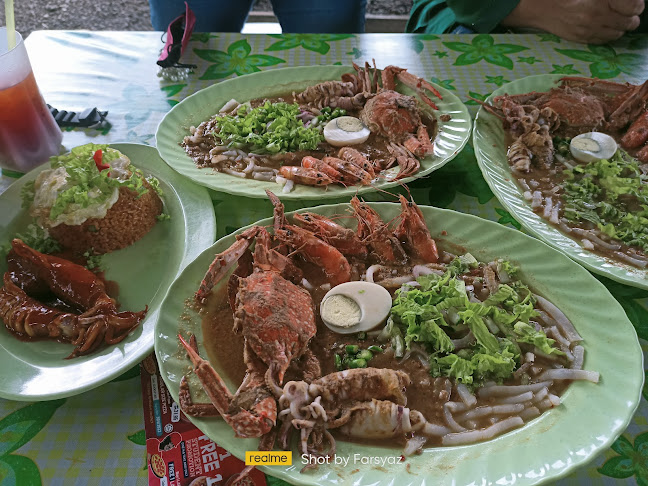Cik Aya Laksa Ketam & Udang Lipan - Gastronomi dan perhotelan