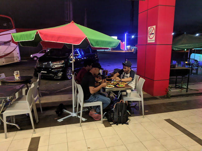 Opinii despre Kuala Besut Terminal Cafe în Besut - Gastronomi dan perhotelan