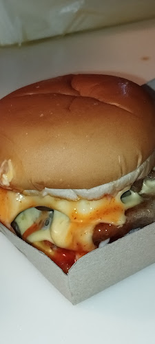 Comentarii opinii despre Apcel Coffee House (Cawangan Hutan Kampung)