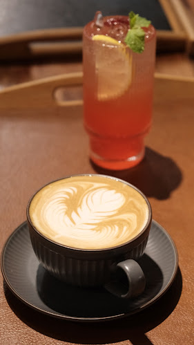 Comentarii opinii despre Mocha Cafe