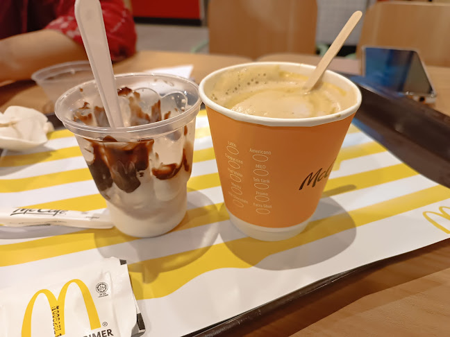 McDonald's Kampar DT - Gastronomi dan perhotelan