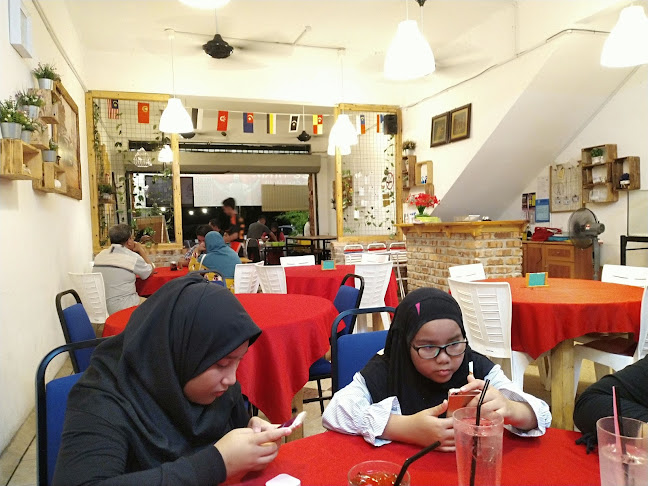 Hirupiring Kopitiam Seri Manjung, Perak - Gastronomi dan perhotelan