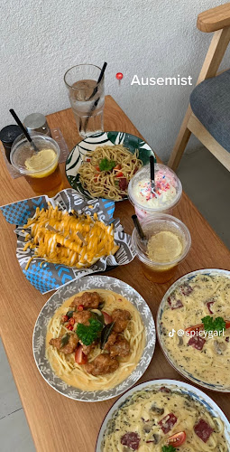 Ausemist Coffee Cafe