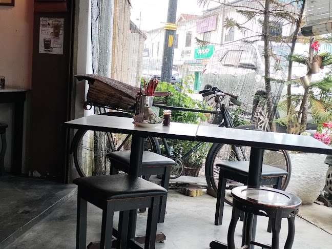 Comentarii opinii despre pasar lama kopitiam 舊街頭小二板麵