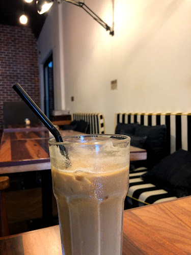 Comentarii opinii despre Common Grind